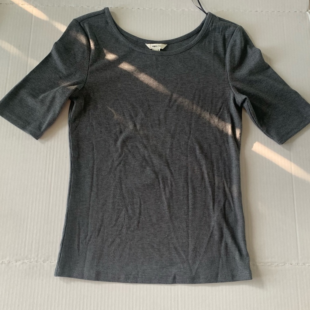 RW&CO. Grey Ribbed Fitted T-Shirt